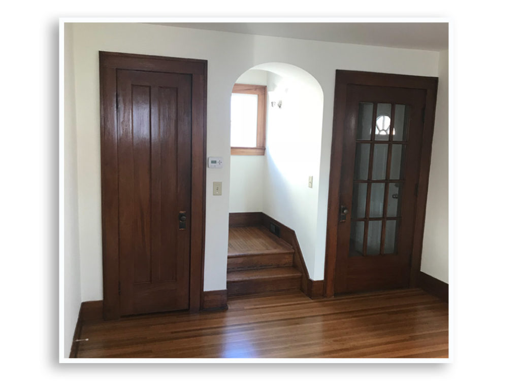 02B_185 Gillette St._Living Room_Cropped