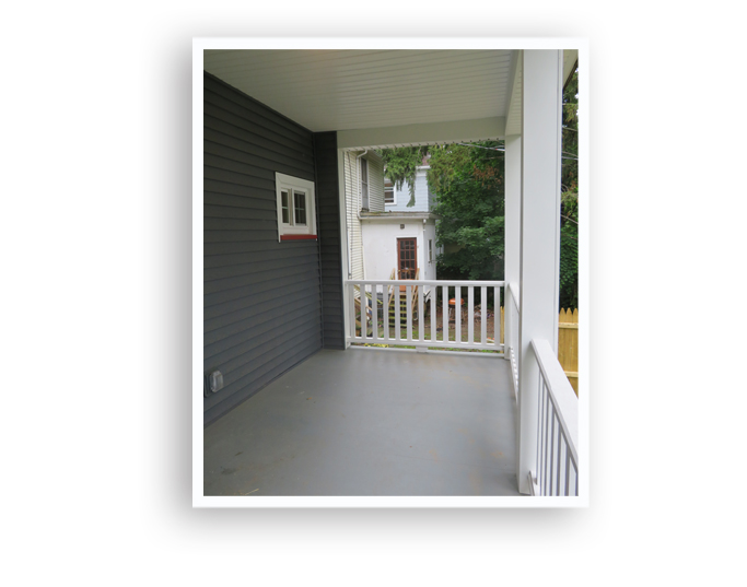 01q_156 Augustine_porch Display-Page copy